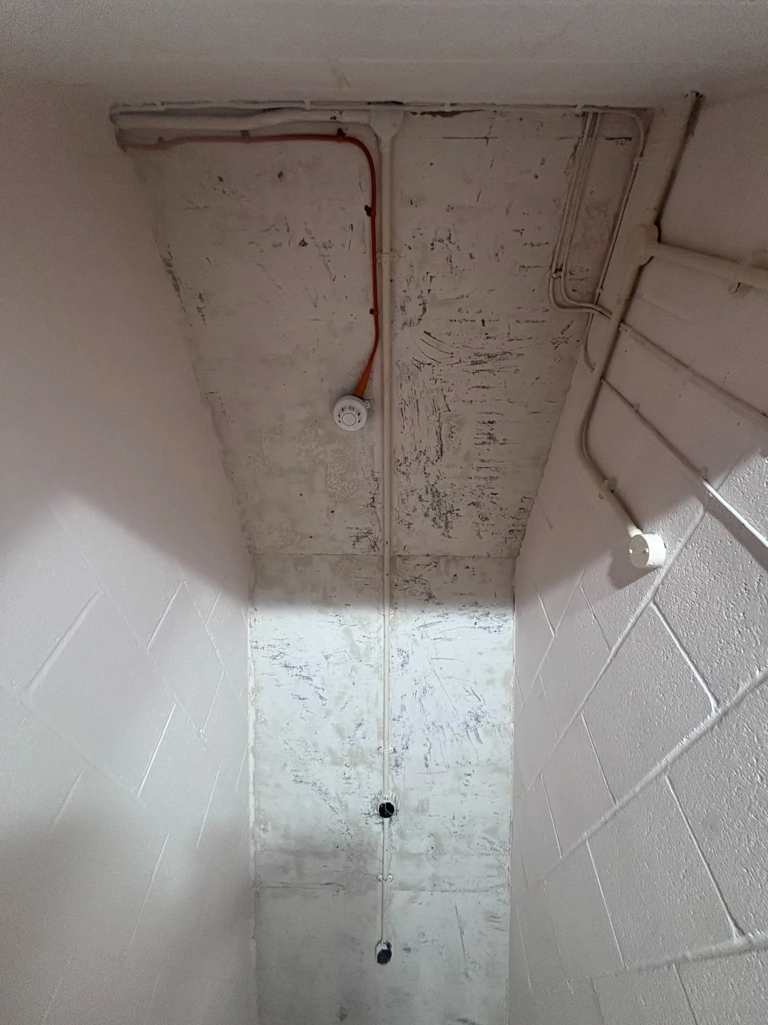Licensed asbestos gasket removal in a Stamford Hill commercial property